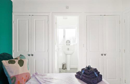 Ideal 3 bed House in Wolverhampton - Parking - Foto 18