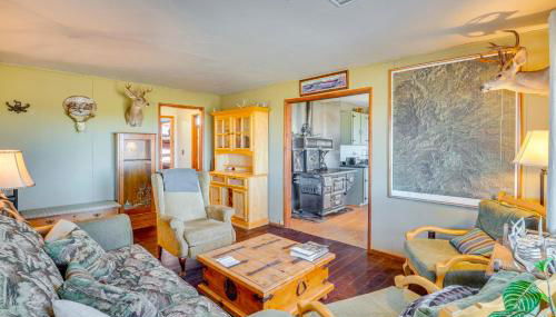 Mtn-View Gem on 20 Acres Patagonia Cabin Hideaway - Foto 5