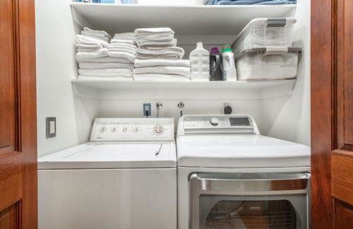 Townhouse Art Gallery in Mammoth's Best Location - Photo 24