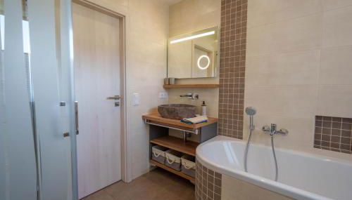 HERZstück Erzgebirge - Foto 5, Shower