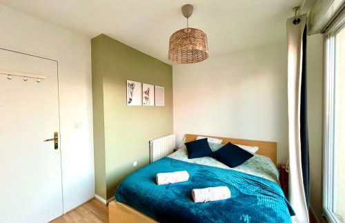 BnGo I Immense RoofTop Lyon I 2 chambres, 4 places parkings, 2 immenses terrasses, 8 personnes - Photo 3