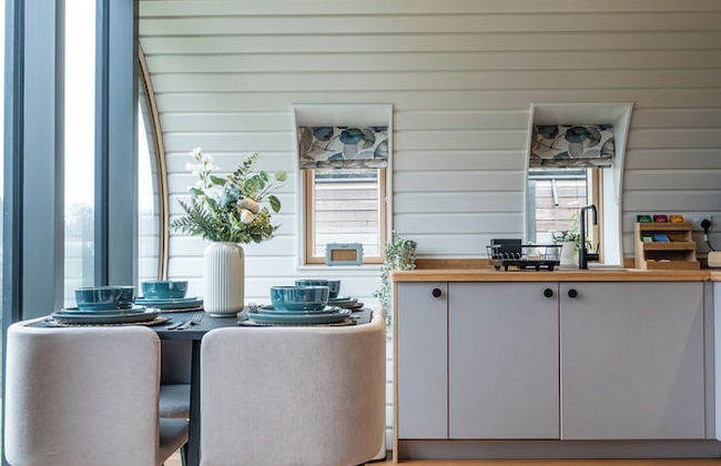 Sustainable 2BD Pod on Old Chalford Farm - Foto 48