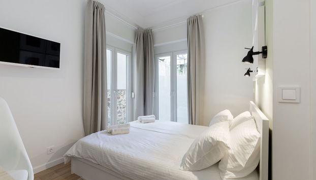 Dinostratus House - Photo 5, Room