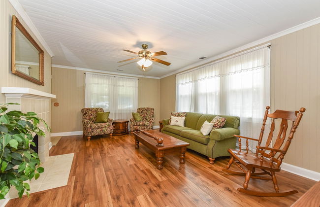 Miss Audrey Quiet&Cozy Historic Cottage - Foto 19