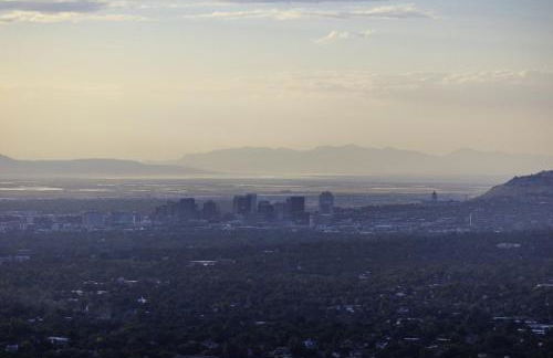 Exclusive Resort Escape - Heated Pool, Spa & Pickleball - Foto 39