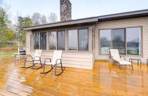 Cadillac Vacation Rental with Dock on Lake Mitchell! - Foto 25