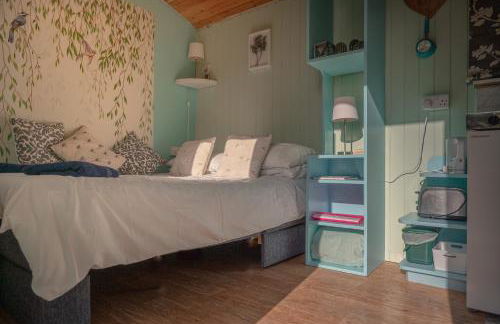 The Hideaway at Duffryn Mawr Self Catering Cottages - Photo 27