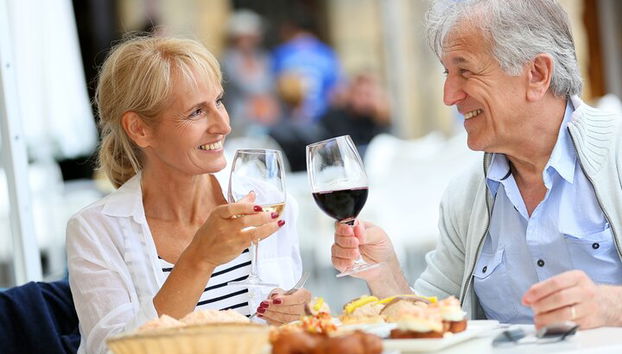Degustação de vinhos italianos no terraço panorâmico em Bolonha - Foto 4