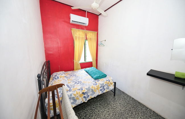 OYO 90990 Sri Tempurung Homestay - Foto 26