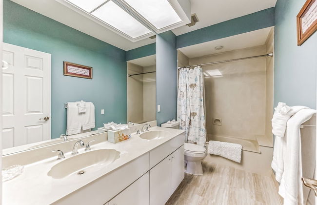 Lighthouse 1124 3 Bedroom Home by RedAwning - Foto 17