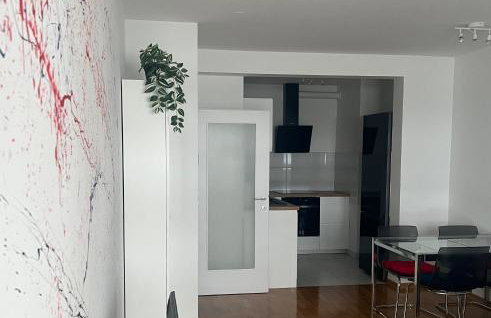 Lux Hill Skyline - Free Private PARKING - Foto 18