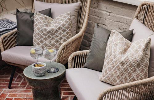 Luxury Fulham Townhouse with a Bar & Games Room - Foto 59