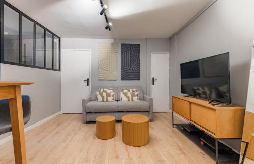 Chic 2-room apartment in the heart of Parisian luxury - Photo 14