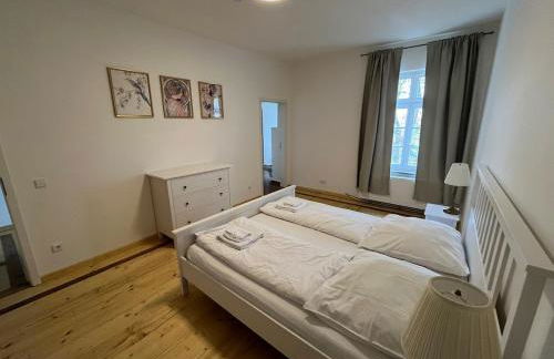 Historic Building- 9 Bedrooms - Groups up to 26 - Foto 7