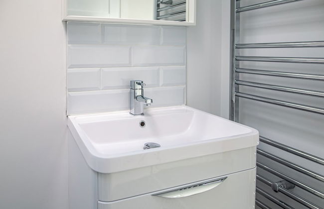 The Views - Photo 23