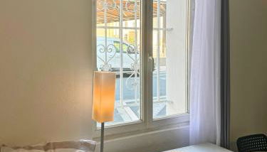 Mini Nid - Centre - Wifi - Equipé - Cosy - Foto 5