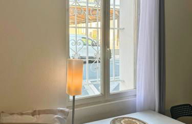 Mini Nid - Centre - Wifi - Equipé - Cosy - Foto 5