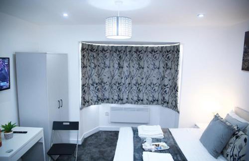 South Harrow Apartment - Photo 34