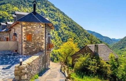Casa Rústica y Chic con Chimenea y Vistas Panorámicas de La Vall de Boí - Foto 46