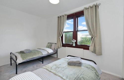 Free Parking - Central - Sleeps 6 - 3 Bedrooms - Foto 16