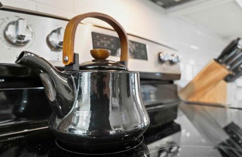 5 Minutes to Beach and Downtown Fire pit Grill - Foto 16