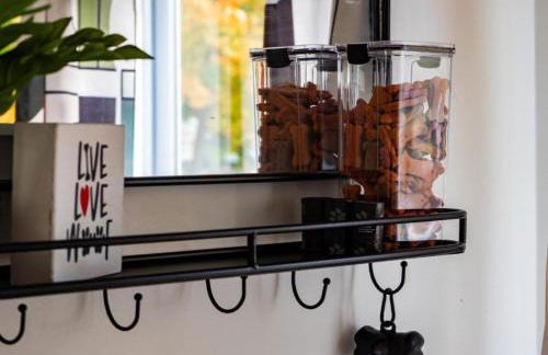 Spacious 4 Bedroom Sleeps 10 with Sauna and Hot Tub - Foto 13