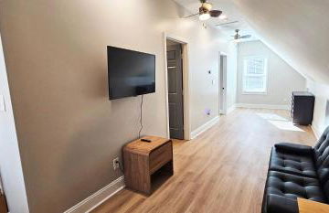 The Guesthouse at Pine Forest Hideaway - Near Jordan Lake & 12 Minutes to UNC - Photo 28