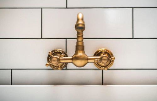 The West End Loft - 5* Retreat - Private Parking! - Foto 15