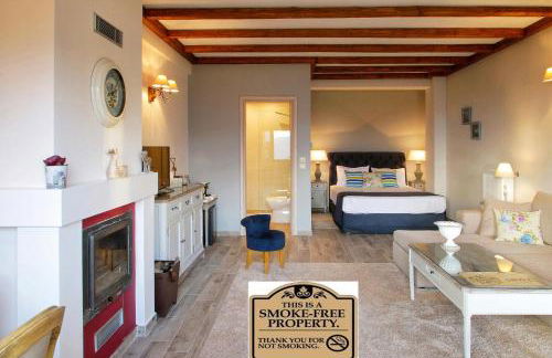 AlmondHouse Suites with Fireplace - ADULTS ONLY - Foto 63