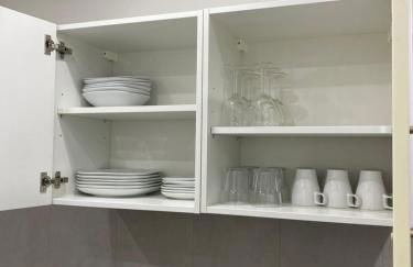 STN Apartment Suite - Ferienwohnung mit 2 Schlafzimmer & Parkplatz, Highspeed WLAN, Fußbodenheizung & Netflix Premium, Zentral zu Audi & Schwarz Gruppe - Foto 30