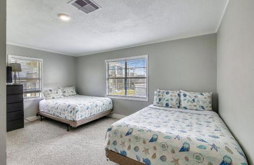 Bermuda Beachfront by Ryson Vacation Rentals - Photo 35