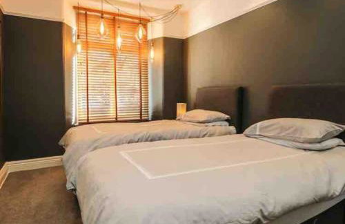 Bank Chambers in Bowness with Hot Tub and Lake Access - Photo 19