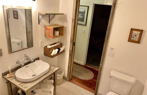 Stunning Cottage with Fire Pit in Saratoga, Wyoming - Foto 27