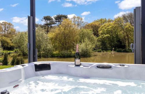 Nestledstays- The Lake House - Foto 18