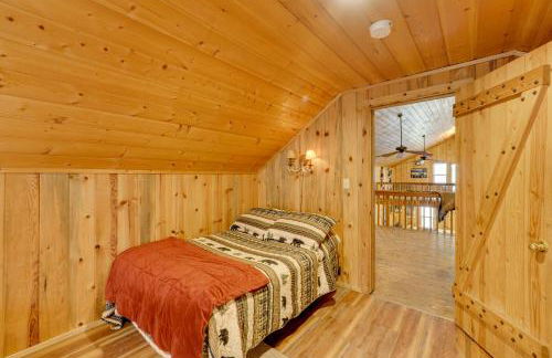 Pet-Friendly House with Deck Near Crater Lake! - Foto 46