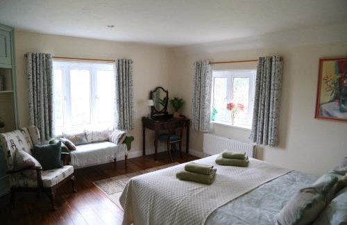 3-bedroom cottage set in a large enclosed garden - Foto 10