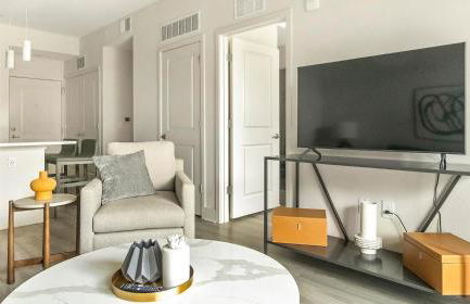 Landing Stylish 1BD Pool Clubhouse - Photo 13