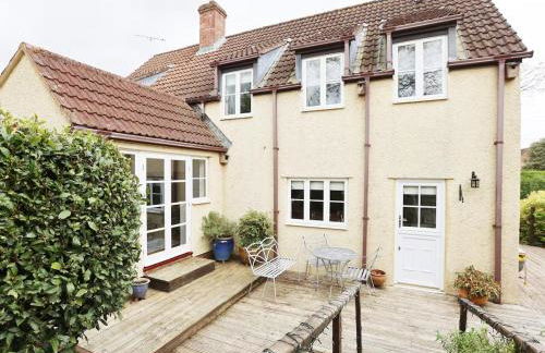 Modern 5-Bed Home, Guests 9, Secure Parking, Contractors - Foto 9