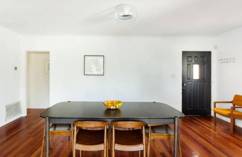 Silver Lake Mid-century Nestled in the Treetops - Foto 12