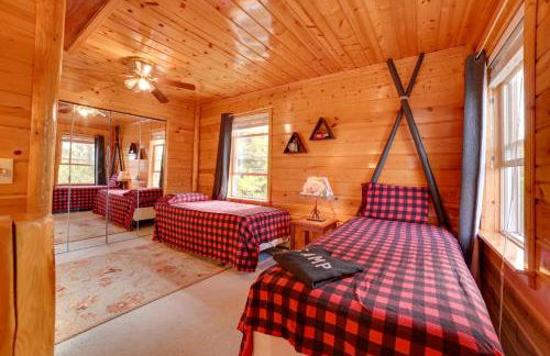 Riverfront Cheboygan Cabin with Kayaks and Dock! - Photo 7