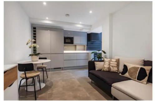 Richmond Maisonette 3 bed, 2 bath & garden terrace - Foto 1