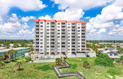 Quiet direct oceanfront 2 bed 2 bath condo w/pool - Foto 50