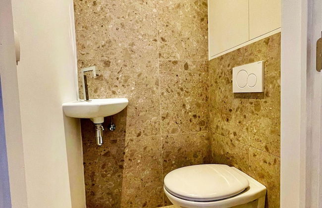 Luxury 2BR 1BA Near Fashion District by Oneluxstay - Foto 58