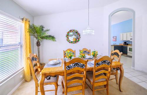 4BR Family Resort Home - Private pool & Games Room - Foto 26