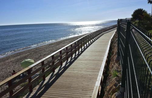 MI CAPRICHO, Beachfront, Grownfloor, Private Garden & Terrace - Photo 74