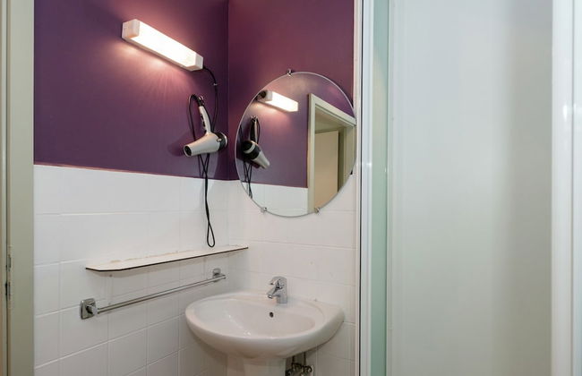 Modern Cottage With Private Garden in Waimes - Photo 15