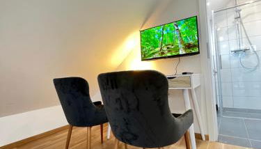 Charmantes Studio-Apartment im Herzen von Neureut - Fußbodenheizung, Regendusche, Waschmaschine, Stellplatz - Foto 3