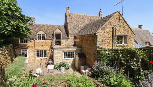 1 The Lane - Photo 3