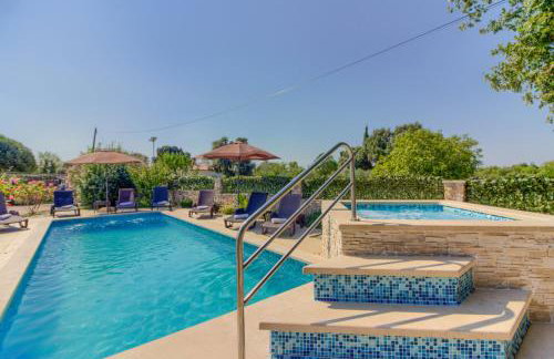 Charming villa Nera with pool and hydromassage near the beach - Foto 69
