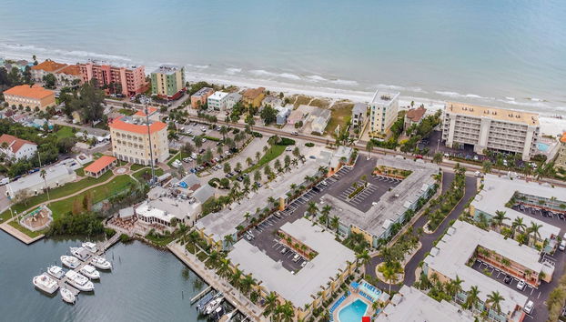 Barefoot Beach Resort B-201 by Distinctive Beach Rentals - Foto 3, Ausstattung der Unterkunft